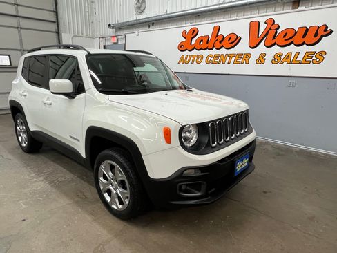 Used 2016 Jeep Renegade Latitude w/ Safety & Security Group image 1