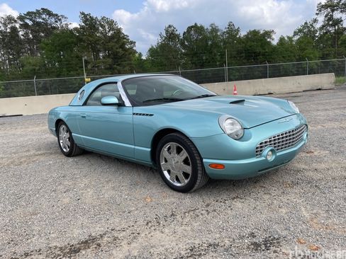 Used 2002 Ford Thunderbird image 1