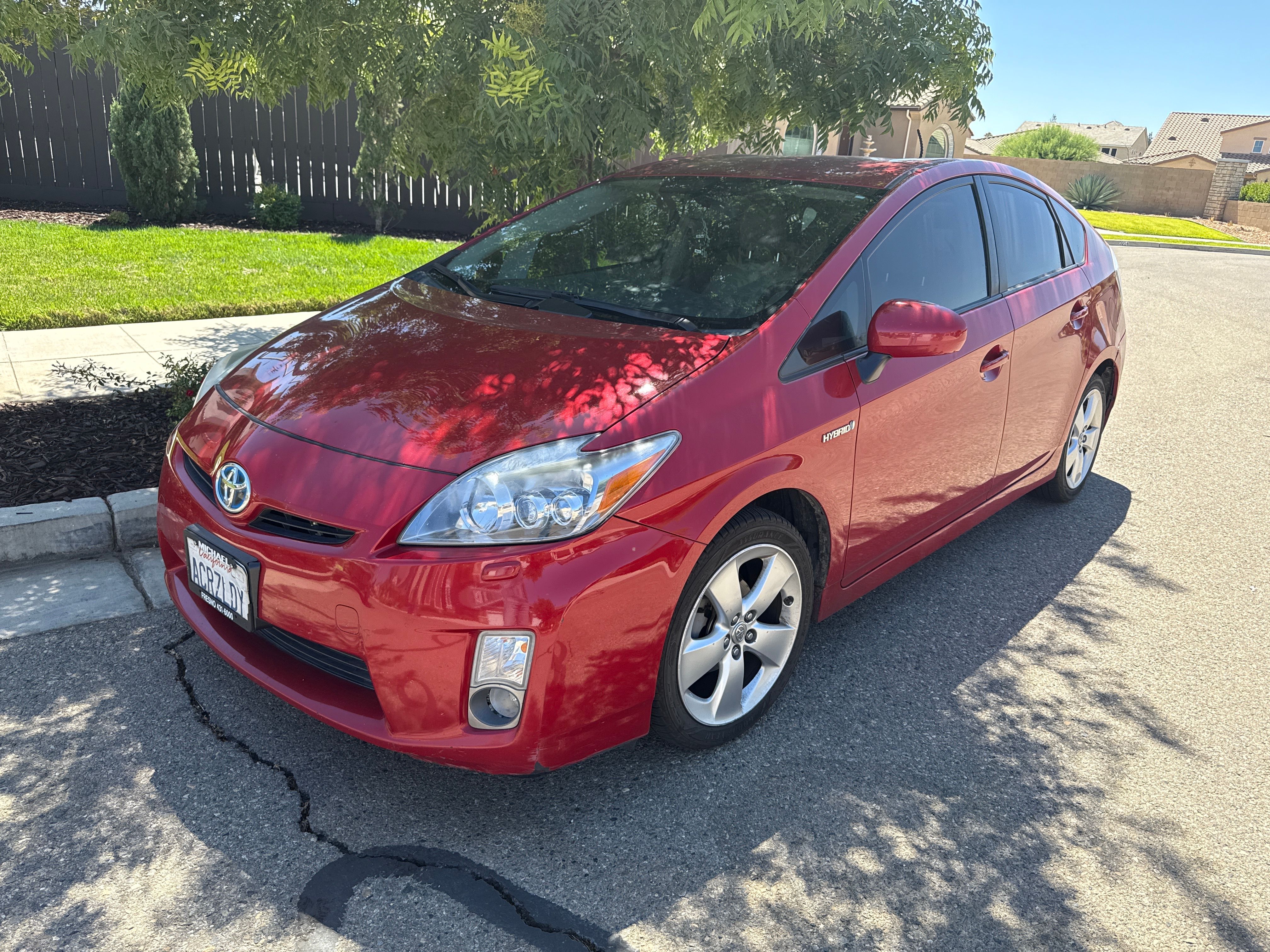 Used 2010 Toyota Prius Five w/ Navigation Pkg FWD image 1