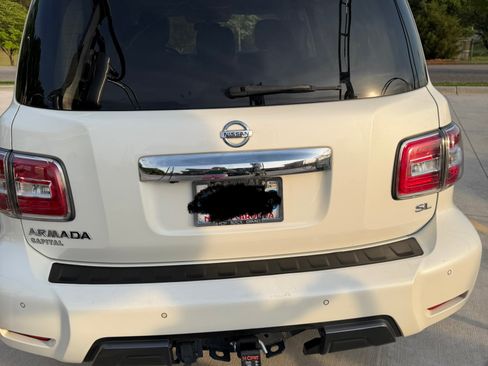 Used 2019 Nissan Armada SL w/ Premium Package image 4
