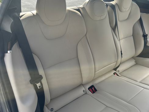 Used 2022 Tesla Model S Standard Range image 8