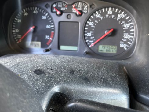 Used 2003 Volkswagen Eurovan GLS image 8