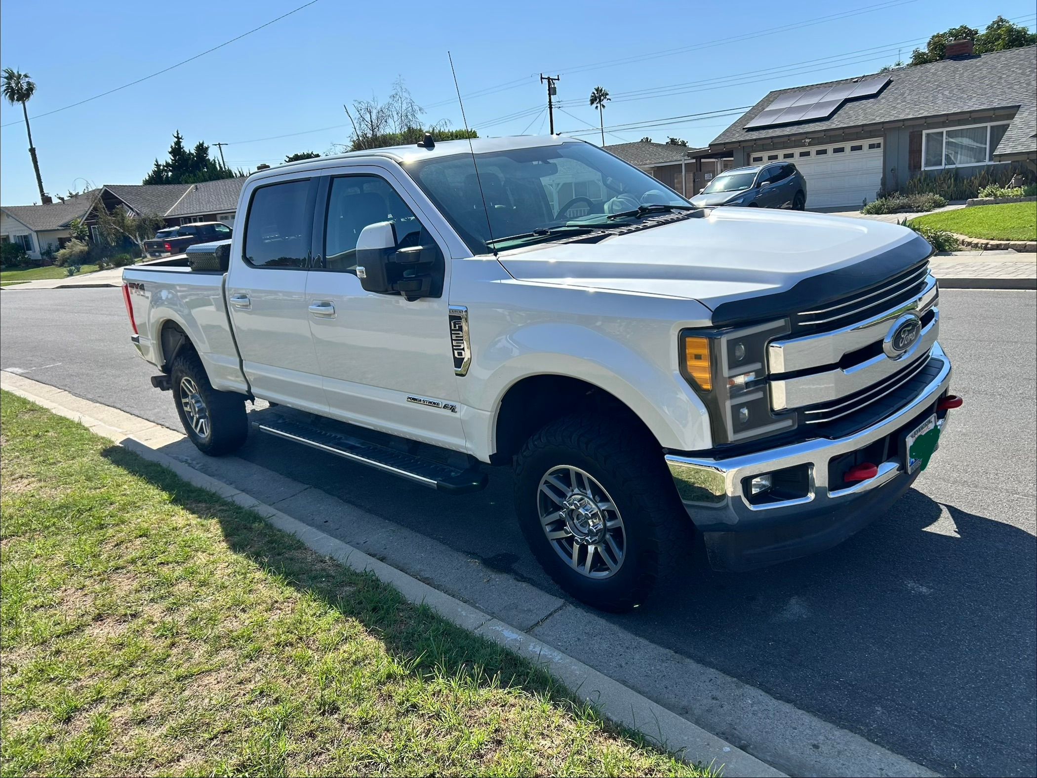 Used 2019 Ford F250 Lariat w/ Lariat Value Package AWD/4WD image 2