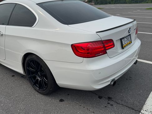 Used 2012 BMW 335i xDrive Coupe AWD/4WD image 5
