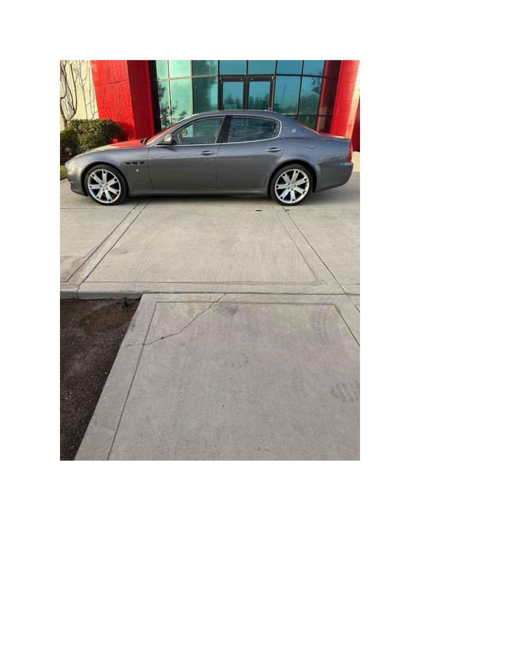 Used 2009 Maserati Quattroporte RWD image 5
