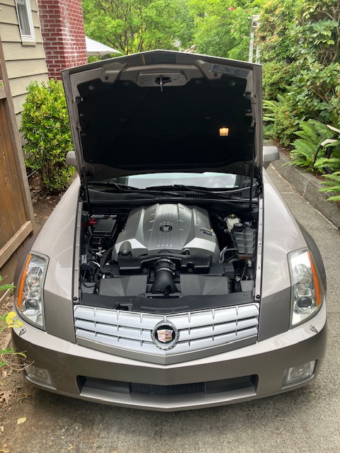 Used 2004 Cadillac XLR RWD image 14