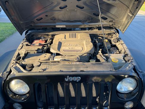 Used 2014 Jeep Wrangler Unlimited Sport w/ Quick Order Package 24S image 20