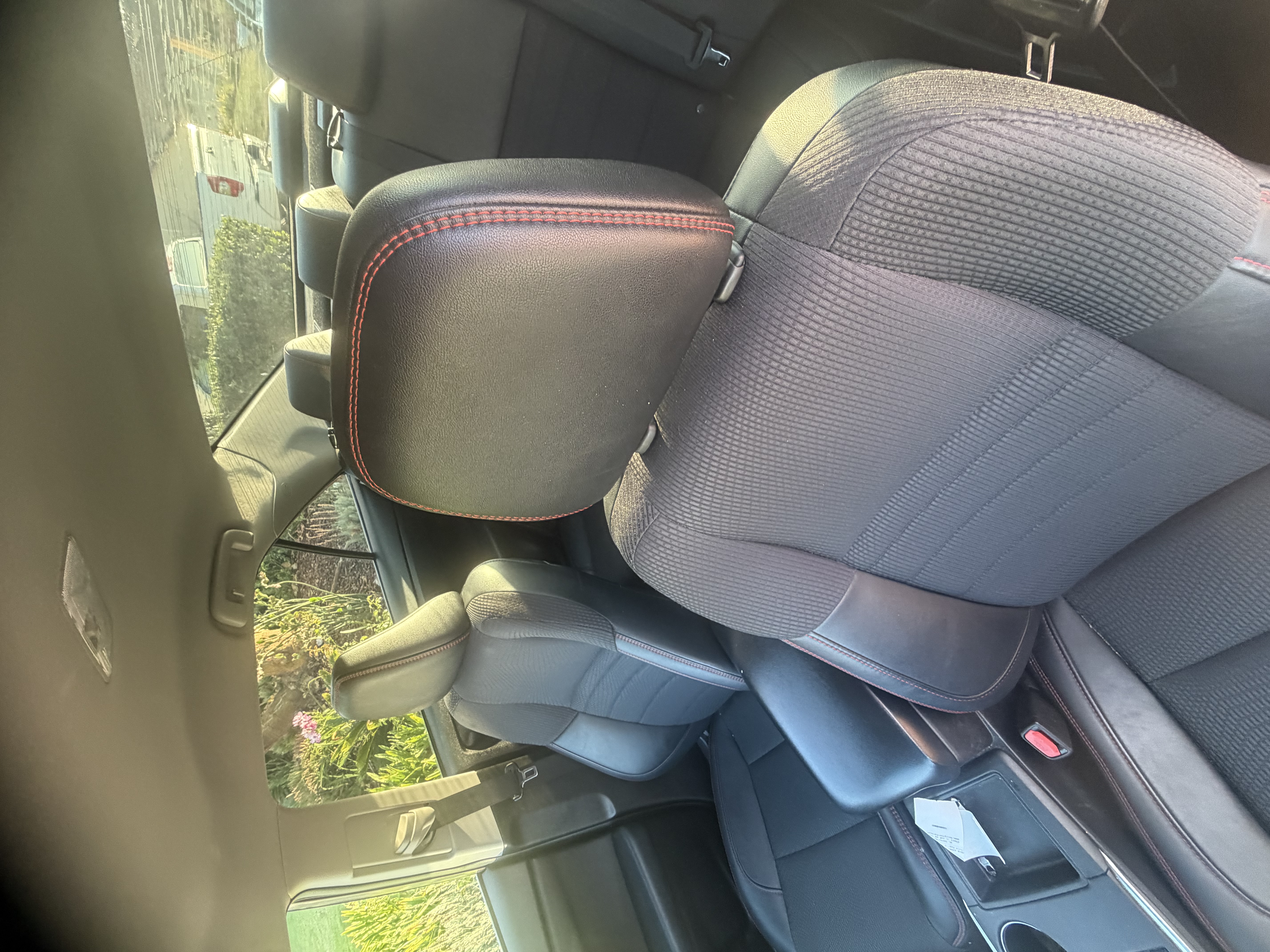 Used 2017 Toyota Camry SE FWD image 5