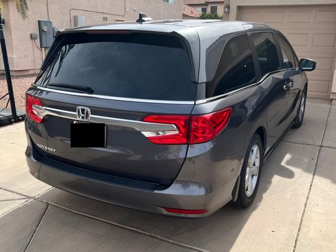 Used 2019 Honda Odyssey EX image 5