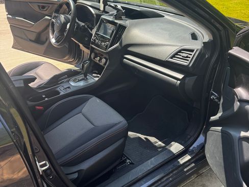 Used 2019 Subaru Crosstrek 2.0i Premium w/ Eyesight System AWD/4WD image 16