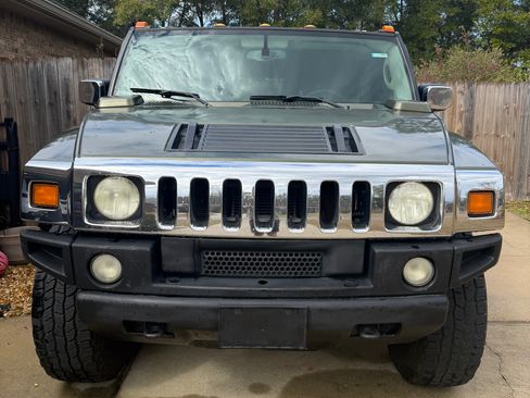 Used 2003 HUMMER H2 w/ Preferred Equipment Group image 4