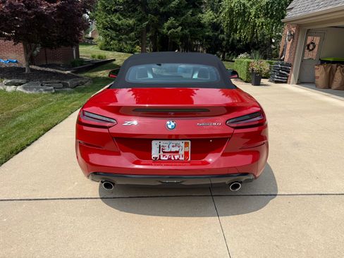 Used 2022 BMW Z4 sDrive30i w/ Convenience Package RWD image 5