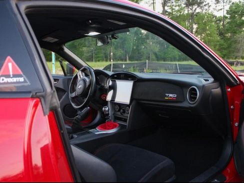 Used 2013 Scion FR-S image 6