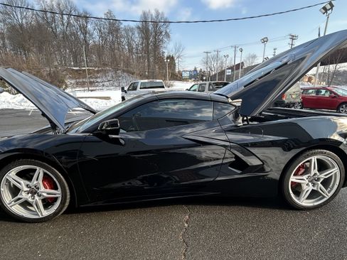 Used 2023 Chevrolet Corvette Stingray Coupe w/ 1LT image 14