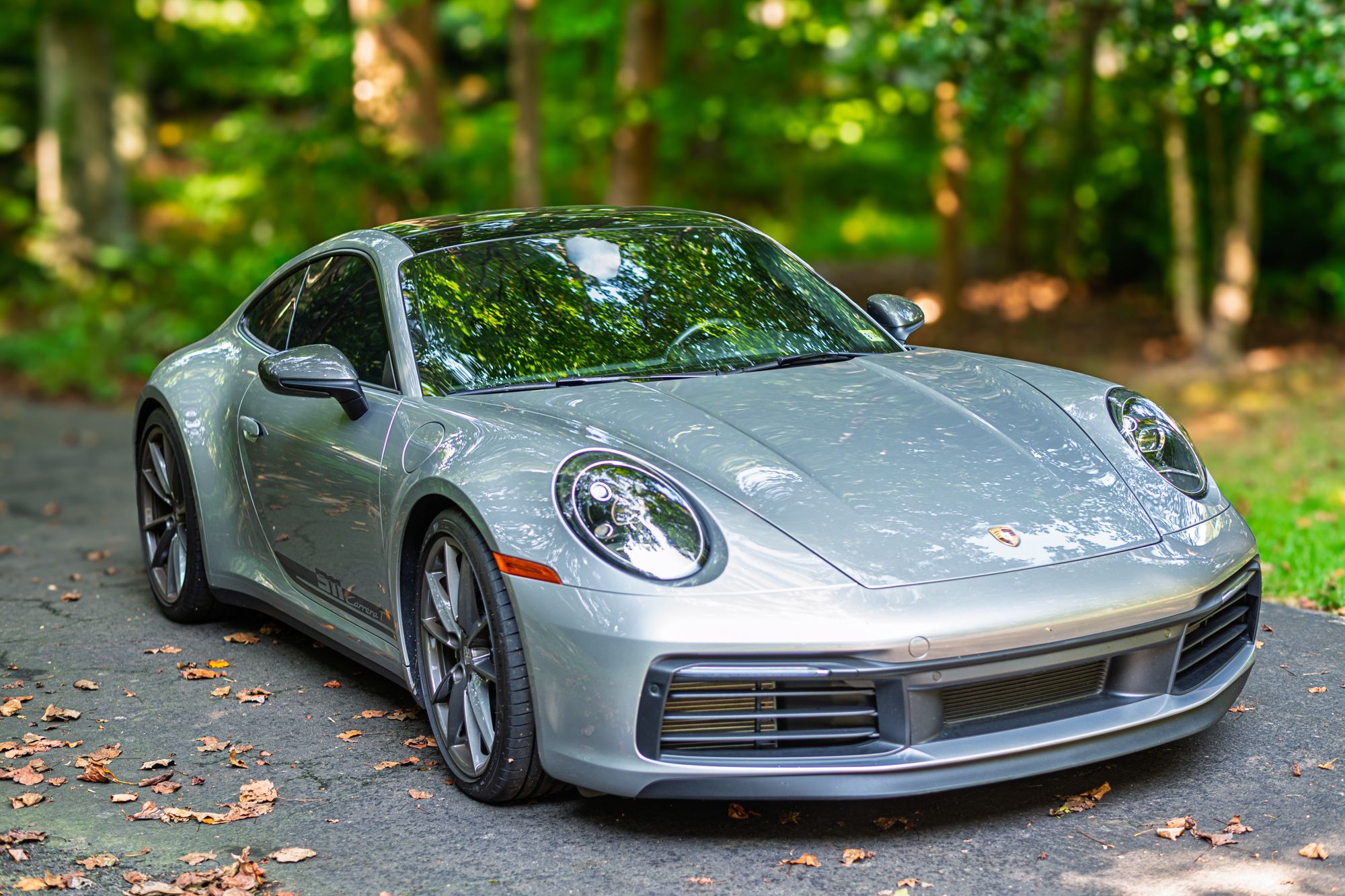 Used 2024 Porsche 911 Carrera image 2