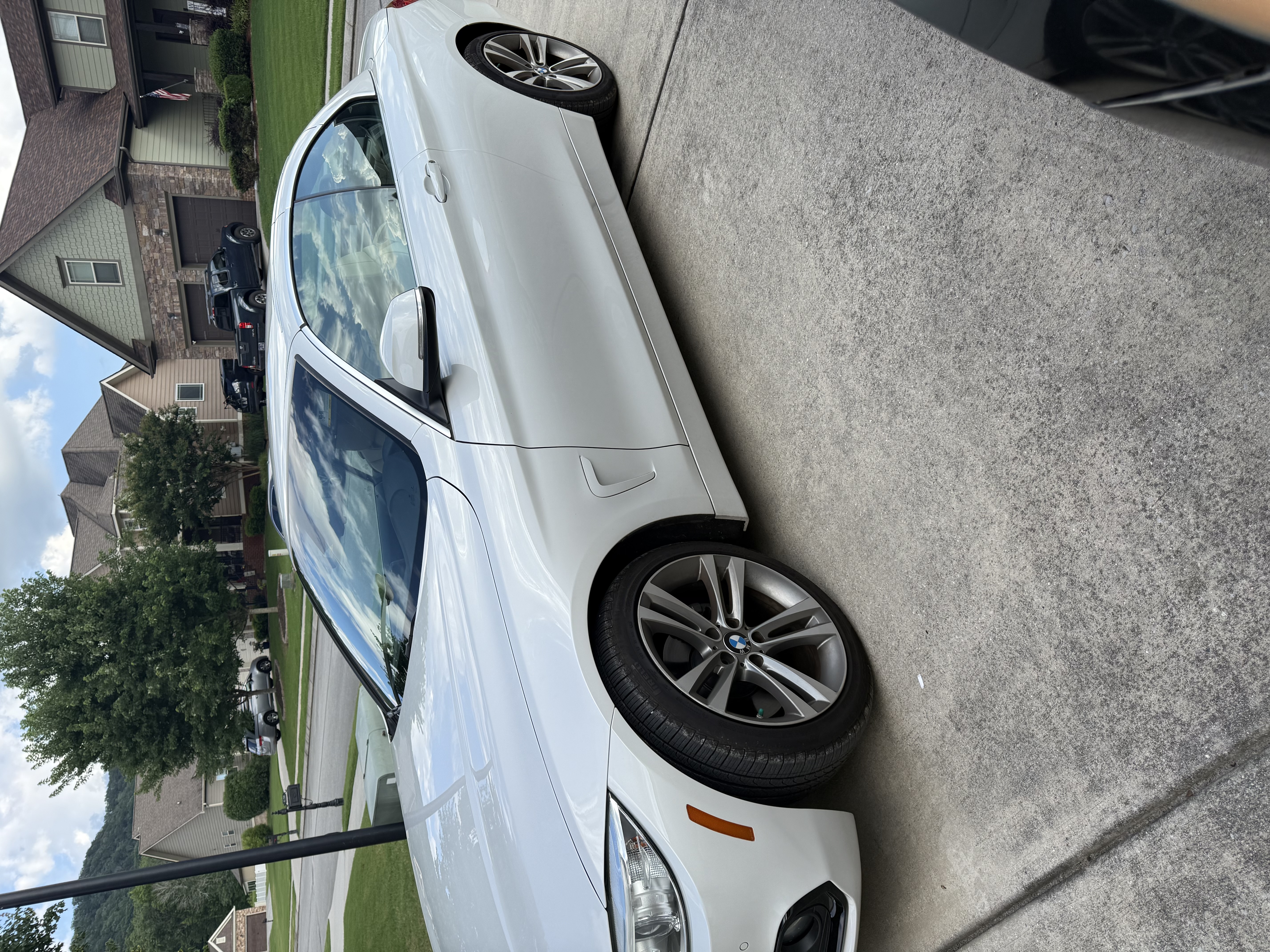 Used 2016 BMW 428i Convertible RWD image 1