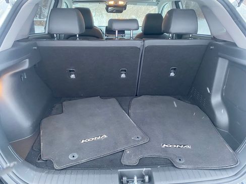 Used 2022 Hyundai Kona Limited image 6