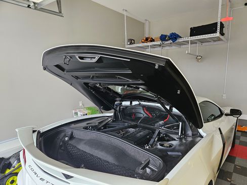 Used 2025 Chevrolet Corvette Stingray Preferred Cpe w/ Z51 Performance Package image 4