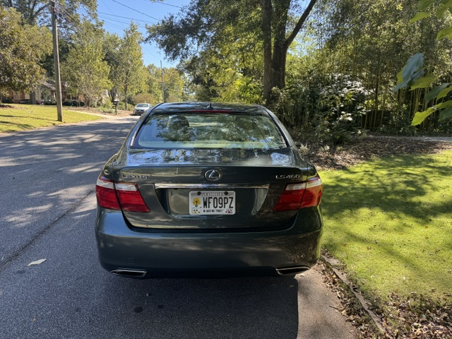 Used 2007 Lexus LS 460 RWD image 2