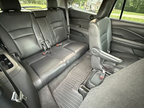 Used 2016 Honda Pilot Elite image 10