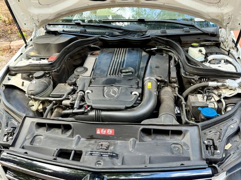 Used 2014 Mercedes-Benz C 250 Sedan image 29