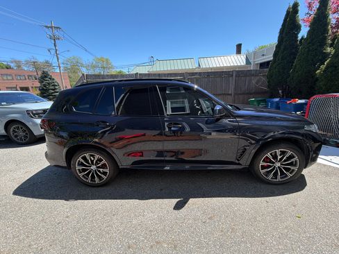Used 2024 BMW X5 xDrive40i w/ Executive Package AWD/4WD image 5