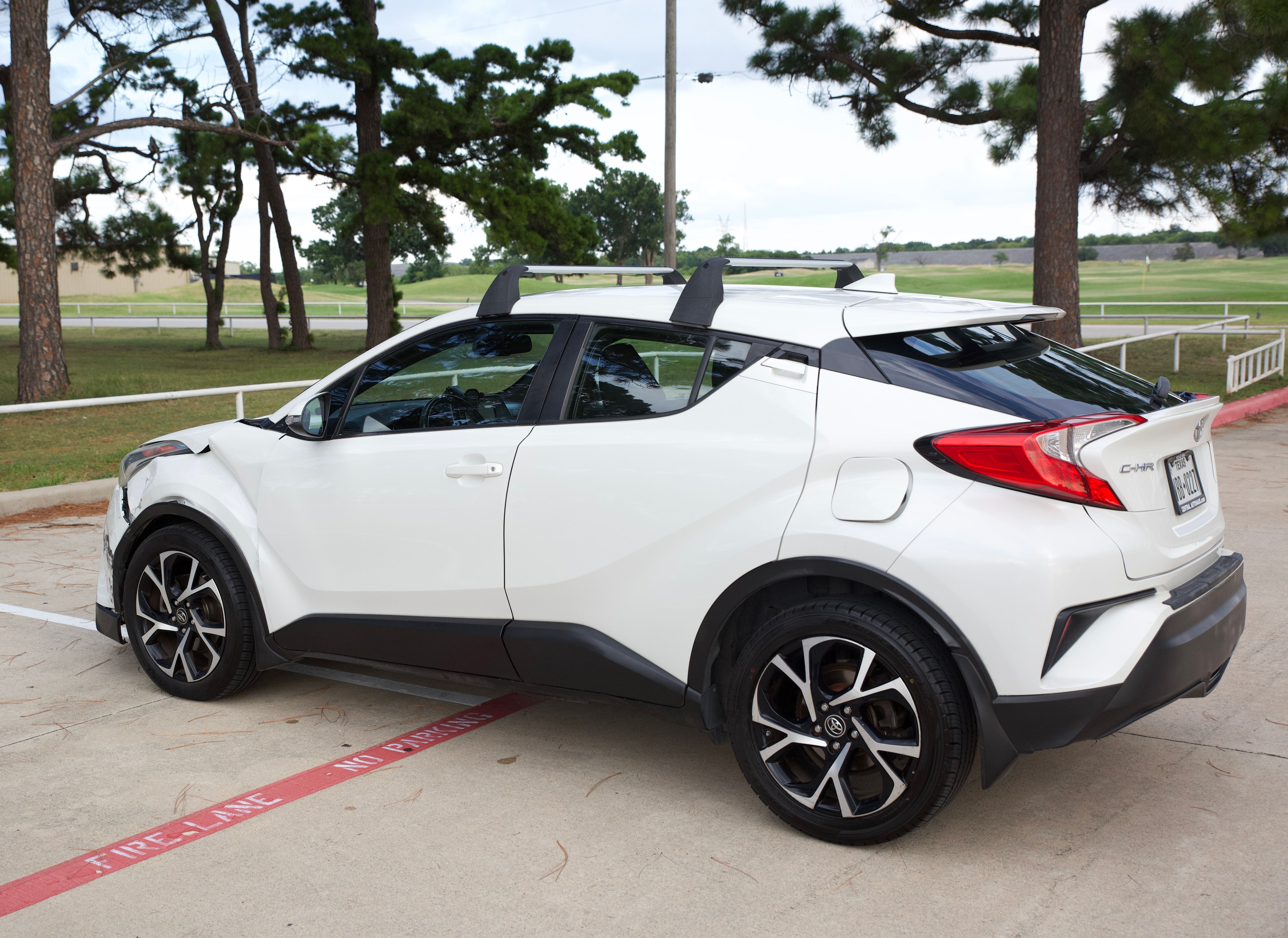 Used 2018 Toyota C-HR XLE FWD image 12