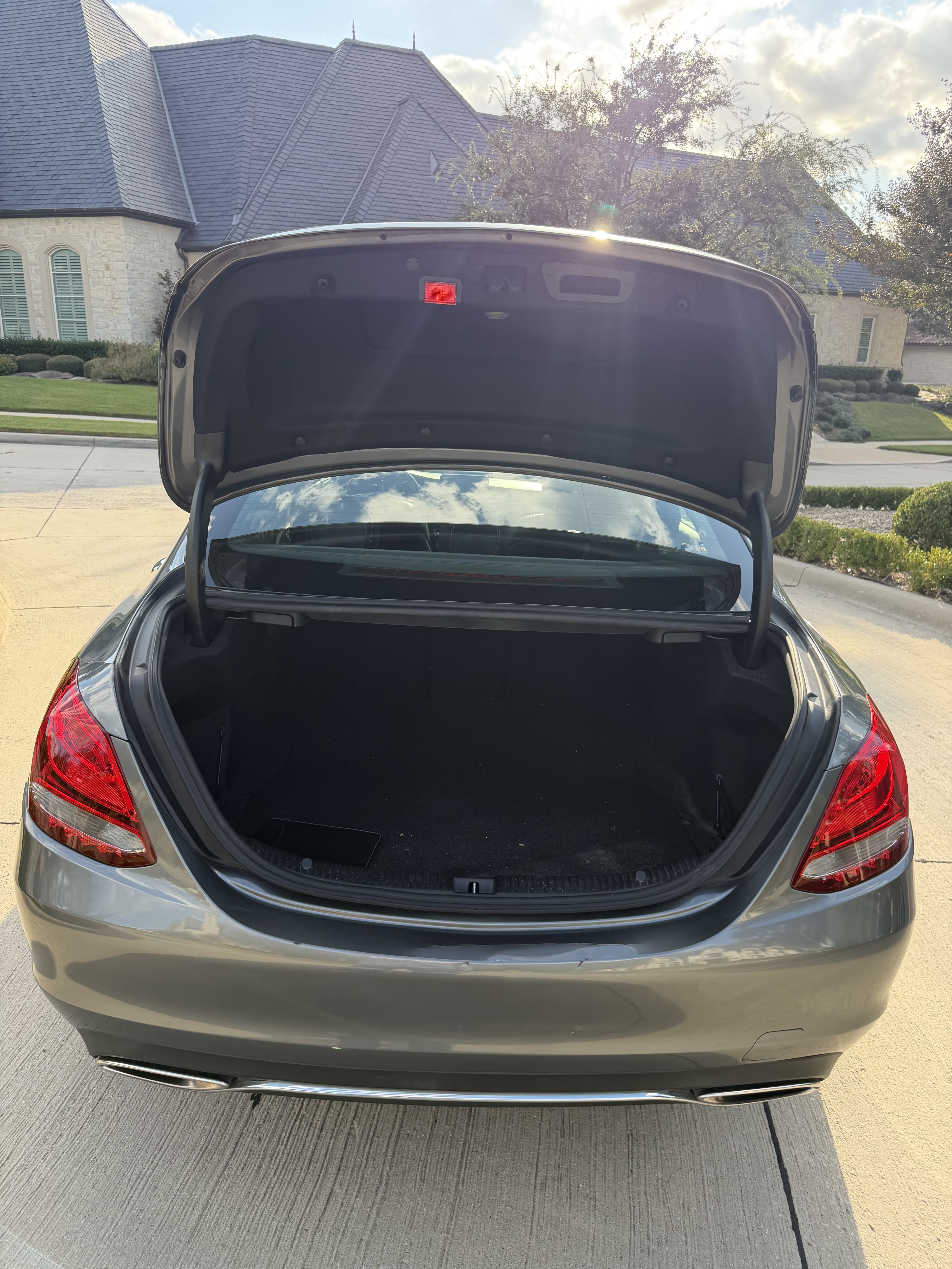 Used 2018 Mercedes-Benz C 300 Sedan image 14