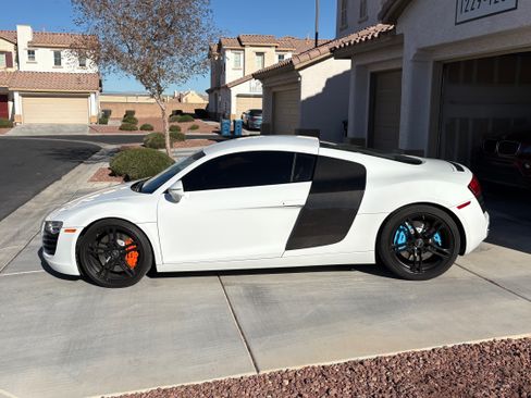 Used 2009 Audi R8 V8 image 1