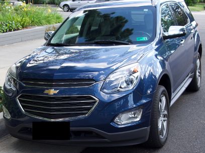 Used 2017 Chevrolet Equinox Premier w/ Enhanced Convenience Package
