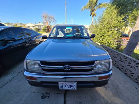 Used 1997 Toyota Tacoma 2WD Regular Cab image 5