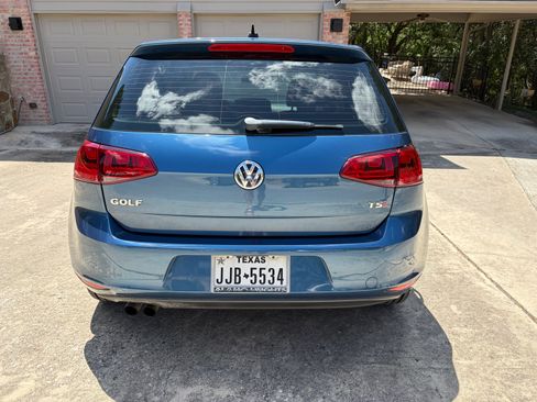 Used 2017 Volkswagen Golf Wolfsburg Edition FWD image 5