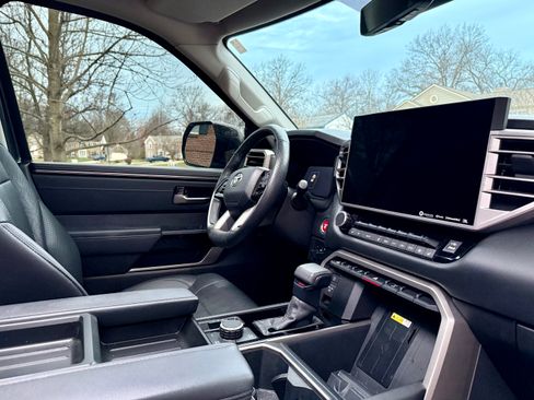 Used 2024 Toyota Tundra Limited w/ TRD Off-Road Package image 26