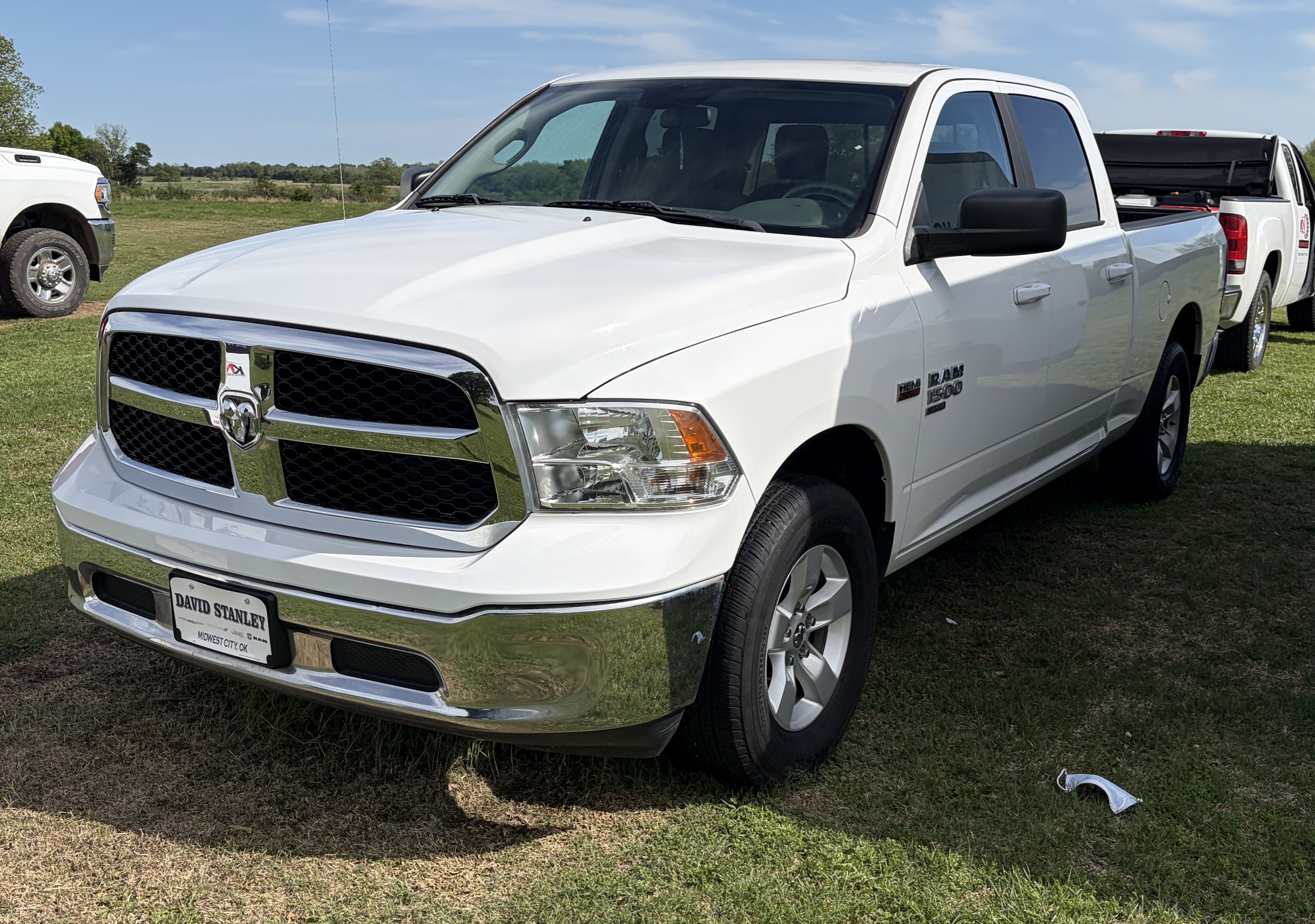 Used 2020 RAM 1500 Classic SLT AWD/4WD image 13