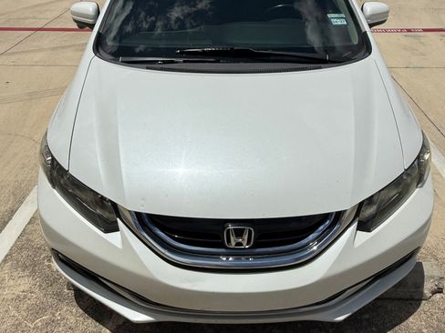 Used 2014 Honda Civic Hybrid Sedan image 4