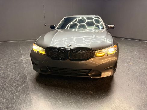 Used 2019 BMW 330i Sedan w/ Convenience Package RWD image 4