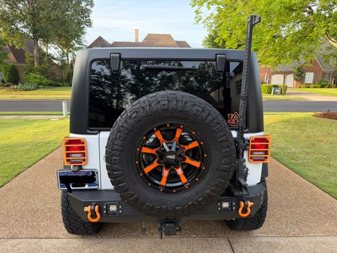 Used 2017 Jeep Wrangler Unlimited Sport w/ Quick Order Package 24S AWD/4WD image 11