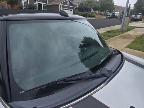 Used 2011 MINI Cooper Convertible image 2