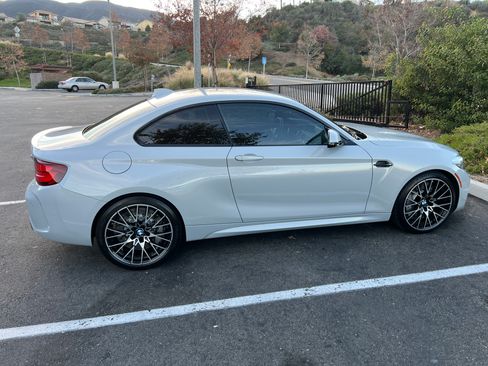 Used 2021 BMW M2 Competition w/ Executive Package image 9