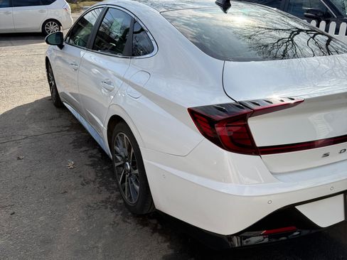 Used 2022 Hyundai Sonata Limited image 9