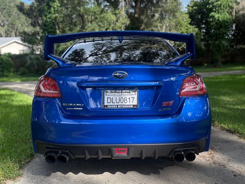 Used 2019 Subaru WRX STI image 10