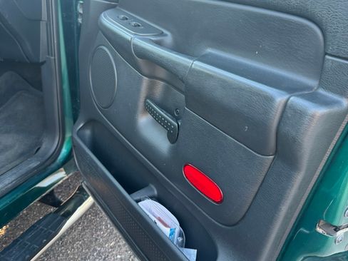 Used 2003 Dodge Ram 1500 Truck ST image 14