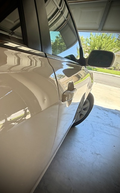 Used 2010 Toyota Camry LE FWD image 4