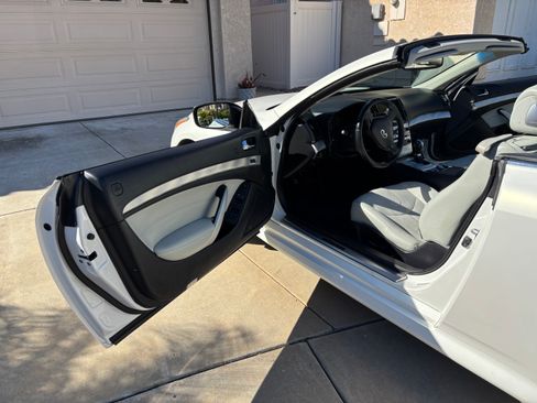 Used 2013 INFINITI G37 Sport w/ Premium Pkg image 16