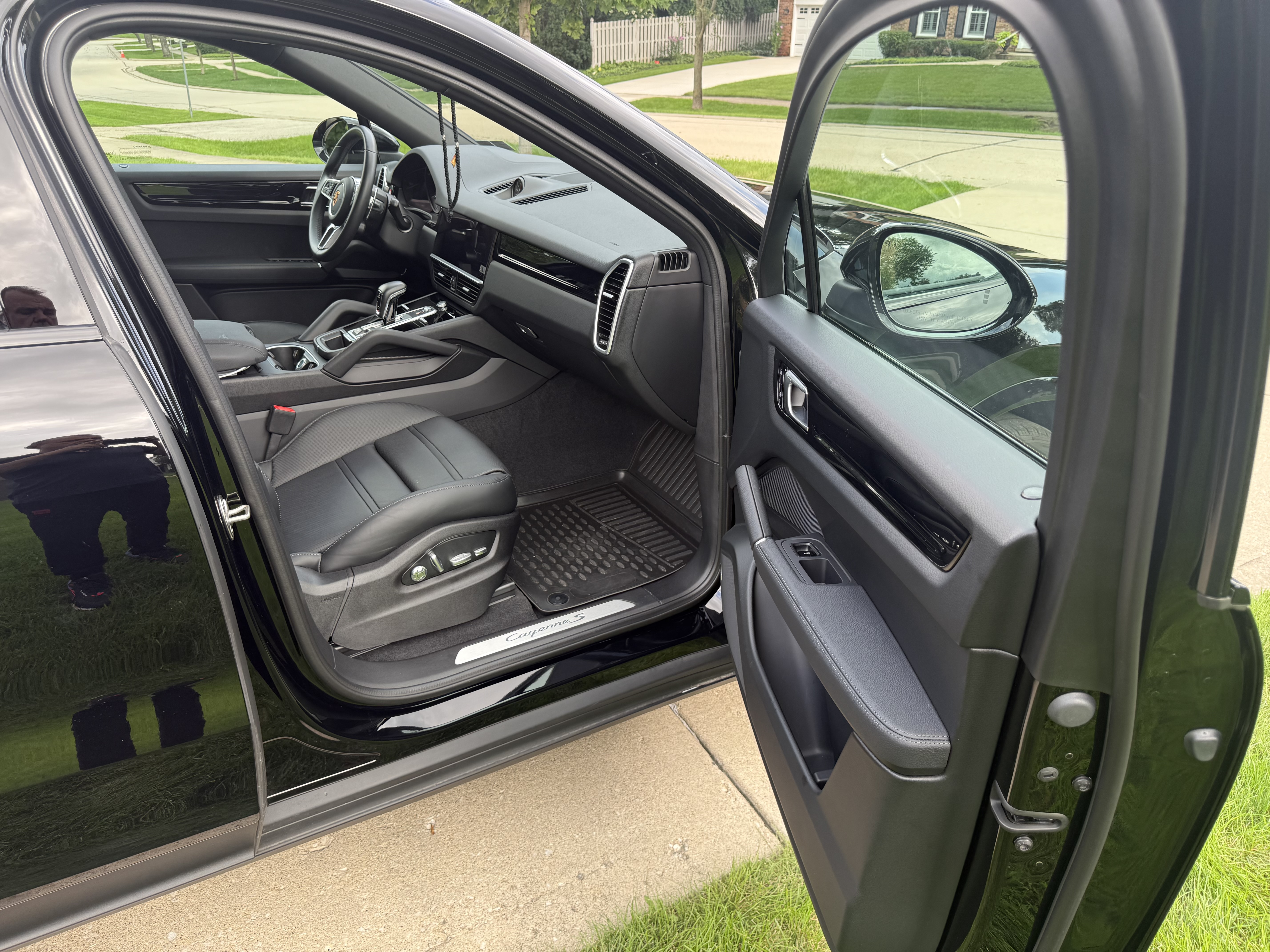 Used 2021 Porsche Cayenne S AWD/4WD image 12