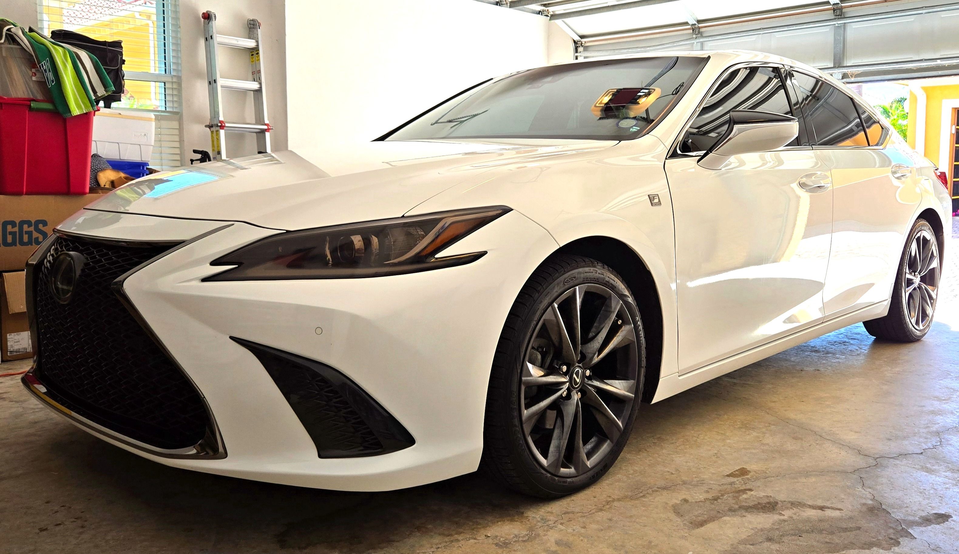 Used 2019 Lexus ES 350 F Sport w/ Accessory Package 2 FWD image 1
