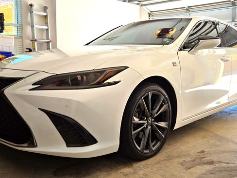 Used 2019 Lexus ES 350 F Sport w/ Accessory Package 2 FWD image 2