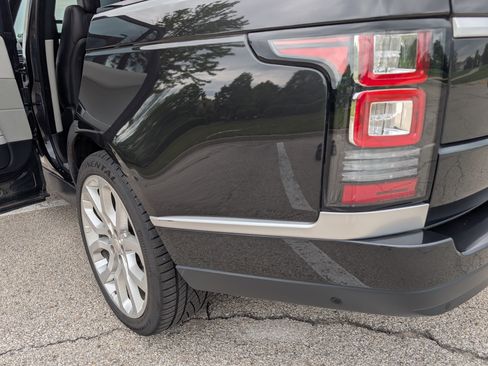 Used 2014 Land Rover Range Rover HSE AWD/4WD image 12