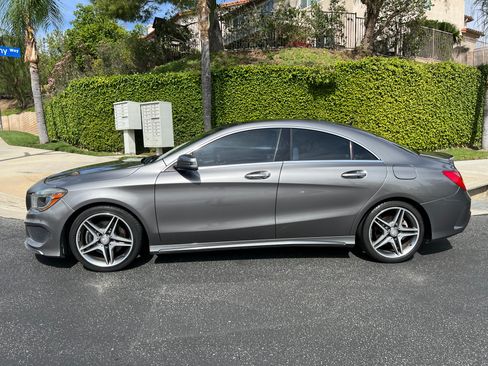 Used 2015 Mercedes-Benz CLA 250 image 1