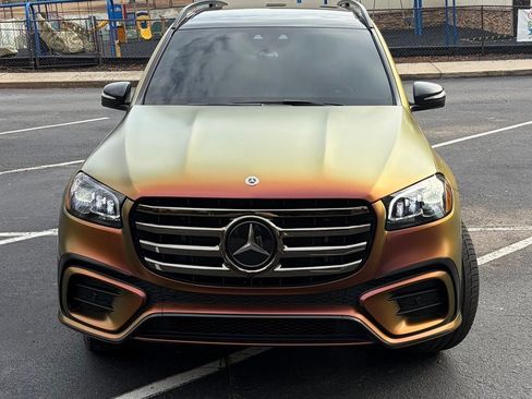 Used 2025 Mercedes-Benz GLS 450 4MATIC image 2